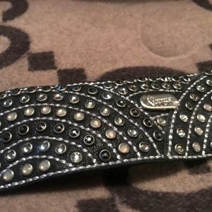 Like New! Swarovski Crystal Kippys Belt Size 32